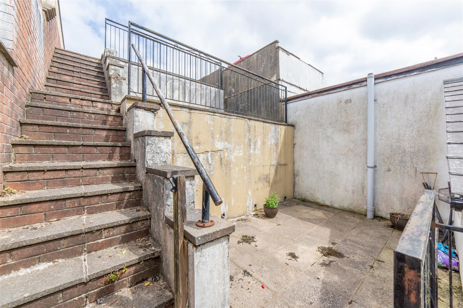 Cwmavon Road, Blaenavon, Pontypool One2One Estate Agents